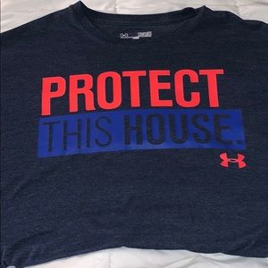 Short sleeve under Armour shirt